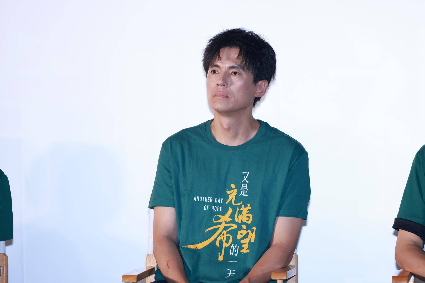 演员宋宁峰承认出轨时还带着女儿,“不配当你爸爸”